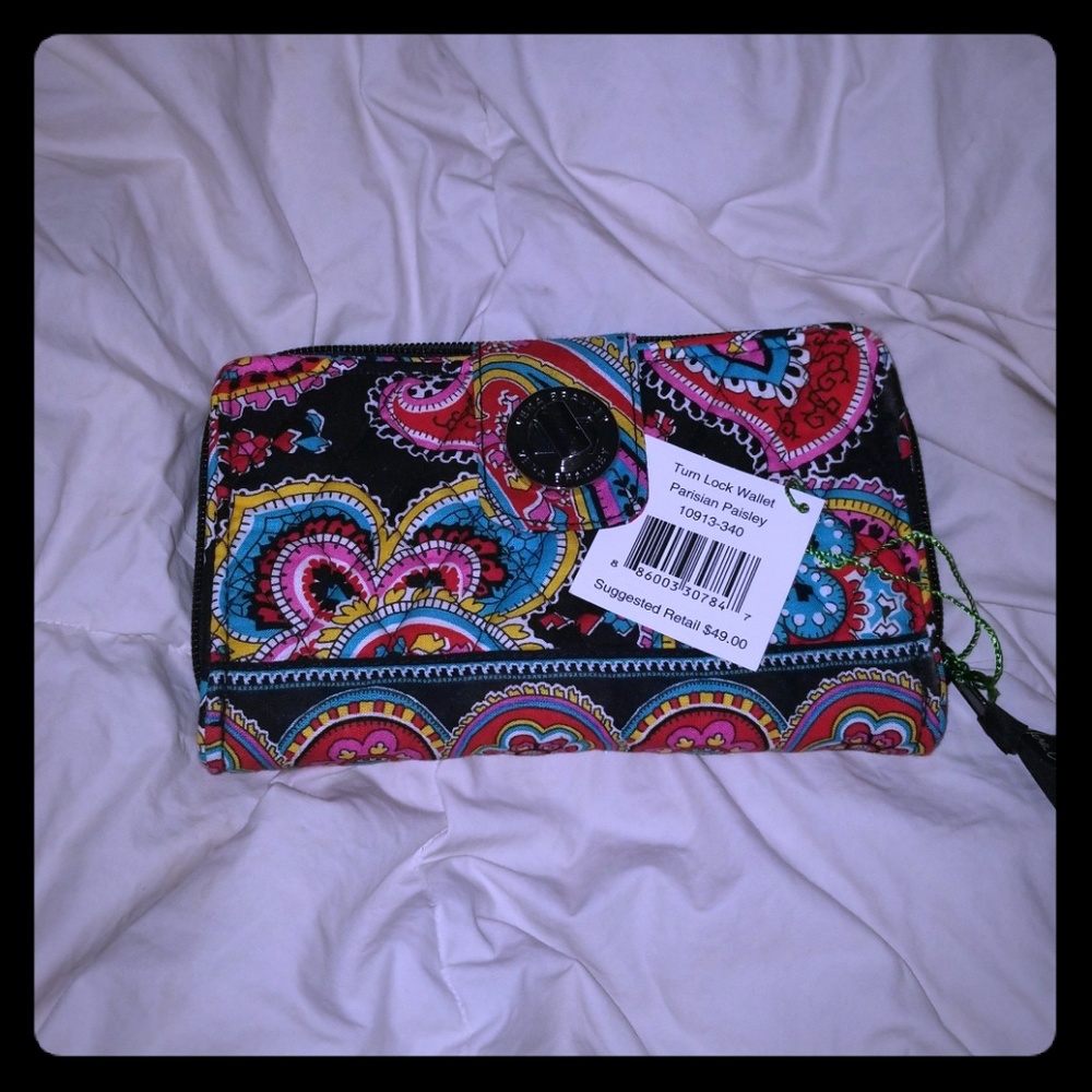 BNWT: Vera Bradley Turn Lock Wallet
